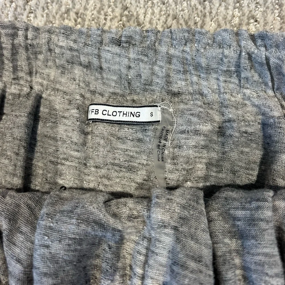 Off the Shoulder Ruffle Top - Picture 3 of 3